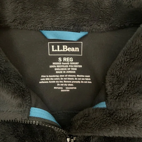 Women’s L.L. Bean Black Fleece Vest Size Small - Picture 5 of 6
